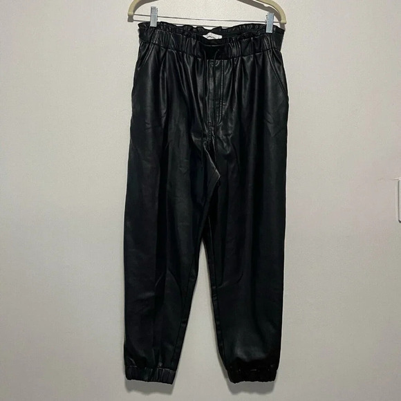 Abercrombie & Fitch‎ A&F Vegan Leather Paperbag Waist Jogger Black Pant Large - Picture 2 of 7